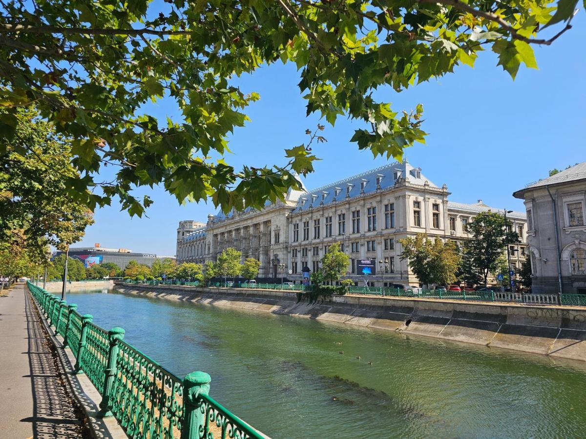 Apartament Near The Park Two Rooms Boekarest Buitenkant foto