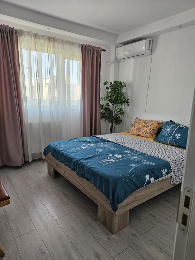 Apartament Near The Park Two Rooms Boekarest Buitenkant foto
