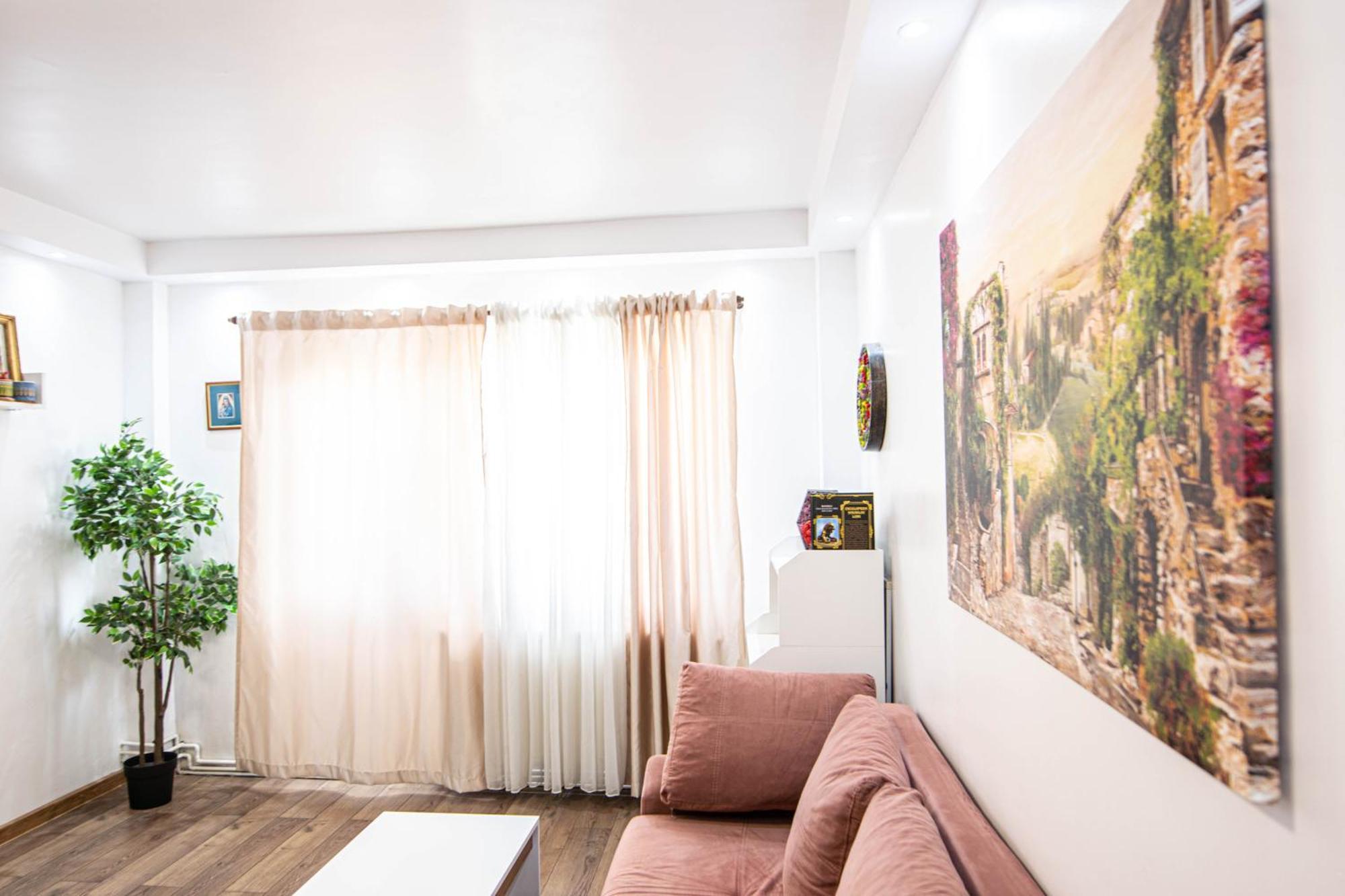 Apartament Near The Park Two Rooms Boekarest Buitenkant foto