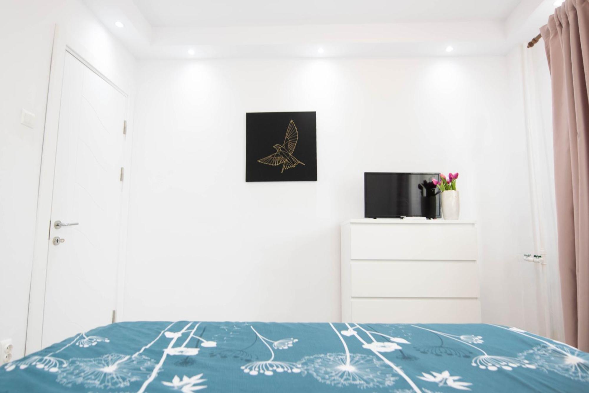 Apartament Near The Park Two Rooms Boekarest Buitenkant foto